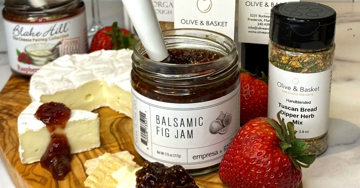 How to Make a Cheese Board in 10 Minutes!