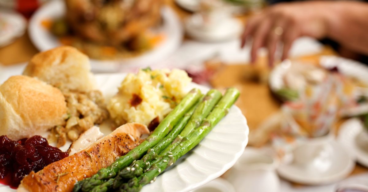 5 Creative Ways to Use Oils & Vinegars This Holiday