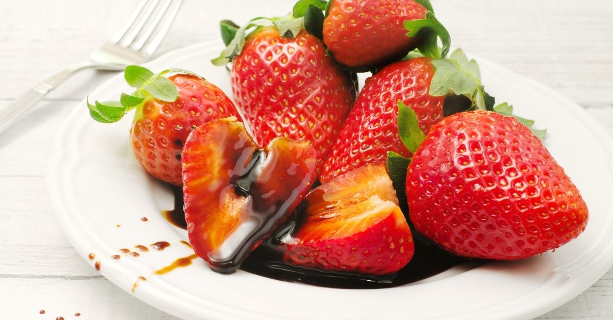 5 Random Foods You Should Be Eating With Balsamic Vinegar