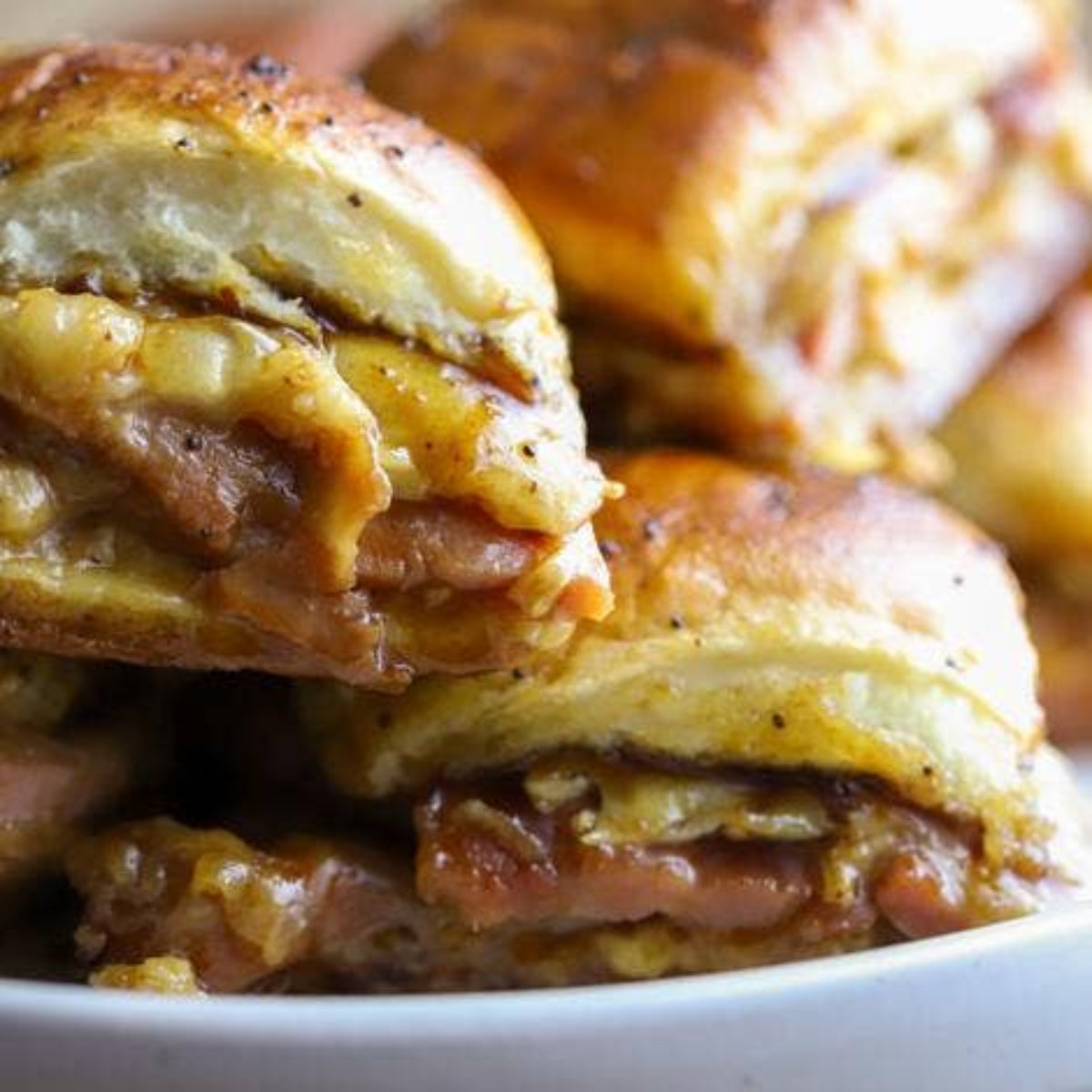 Big Kahuna Pineapple Teriyaki Sauce Olive & Basket1