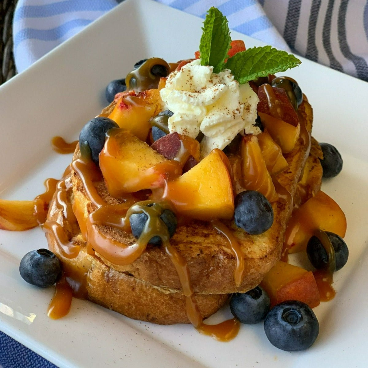 french toast with caramel sauce, olive and basket
