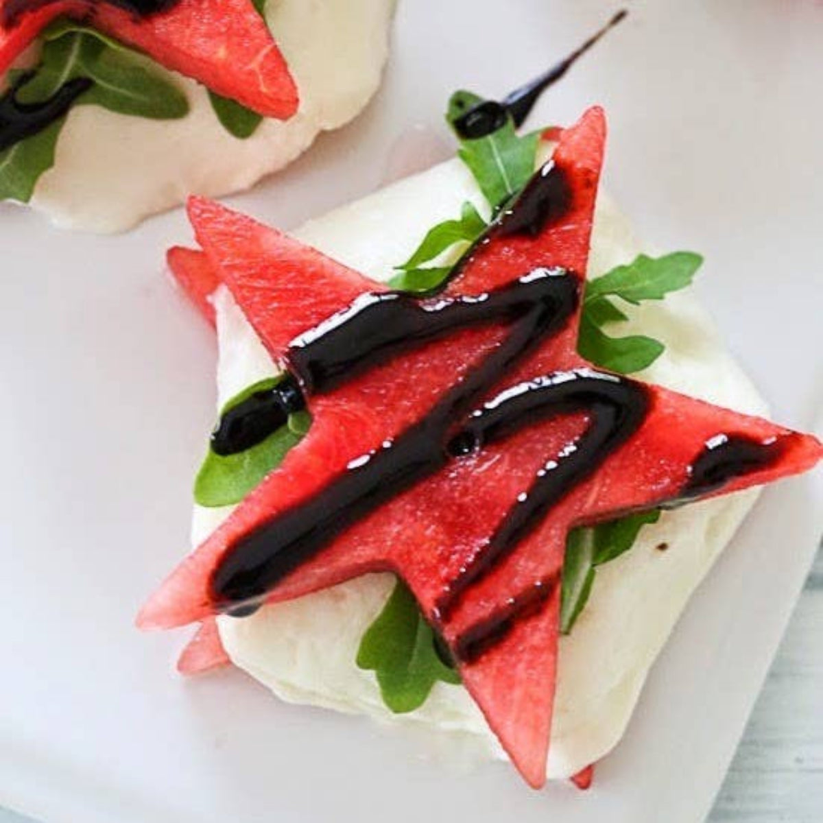 Tondo Black Balsamic Vinegar Glaze- Perfect for caprese salad3 Olive & Basket
