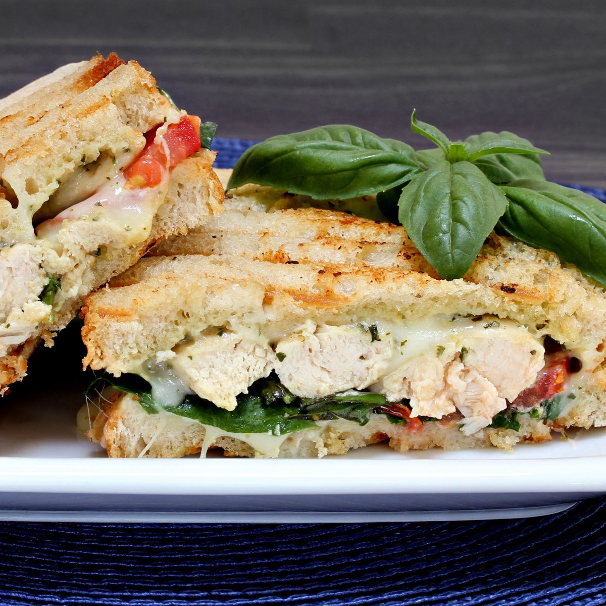 sandwich with pesto